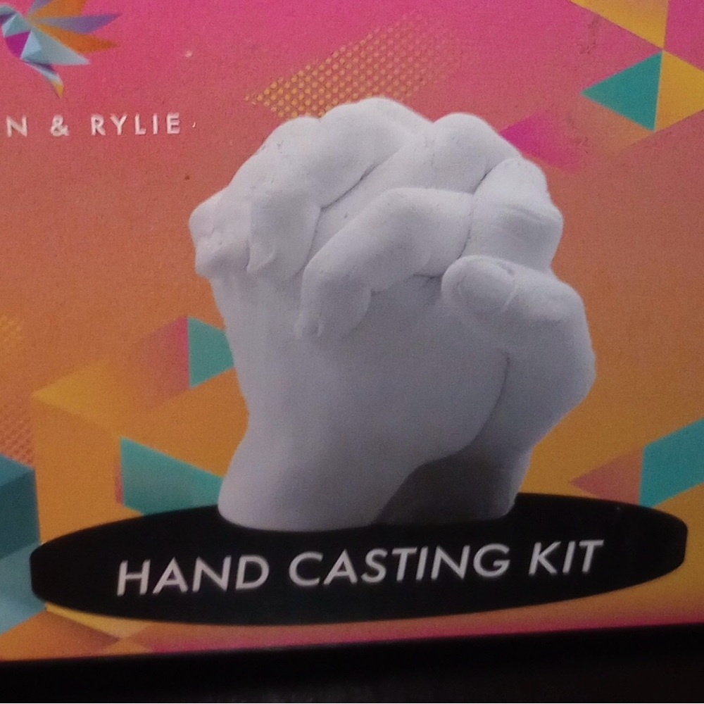 New hand casting